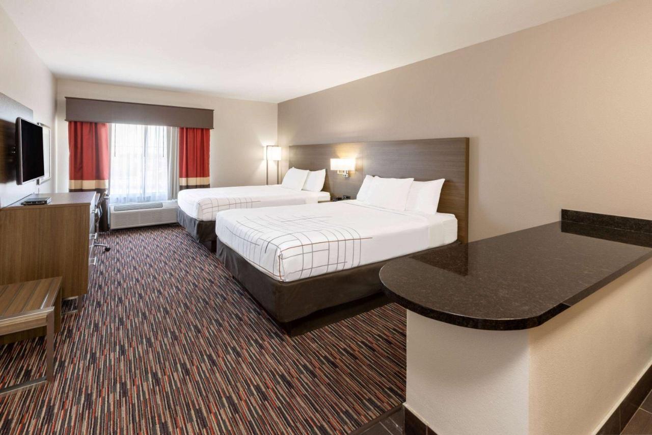Hotel La Quinta By Wyndham - Msu Area