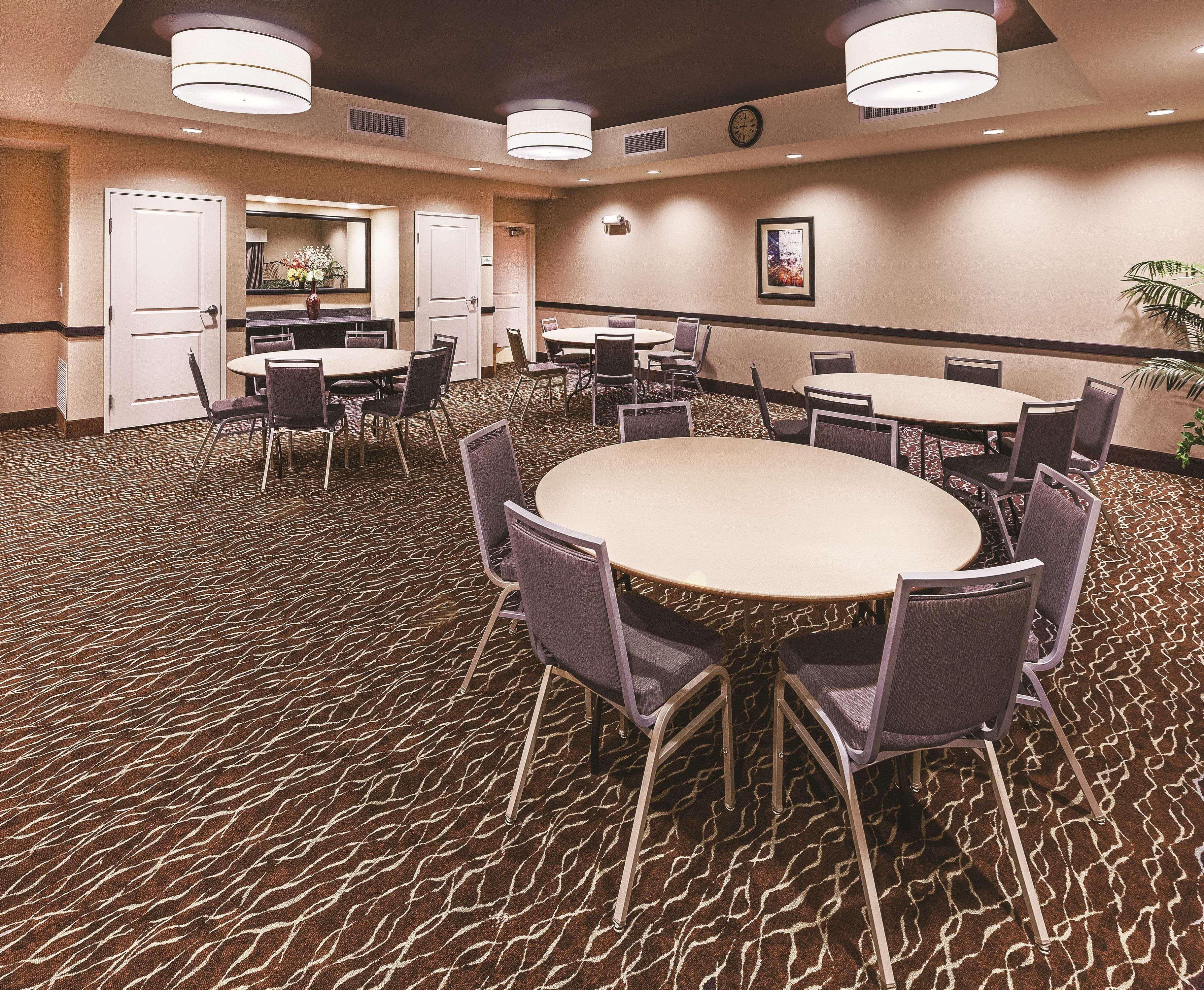 La Quinta By Wyndham - Msu Area Hotel 3*